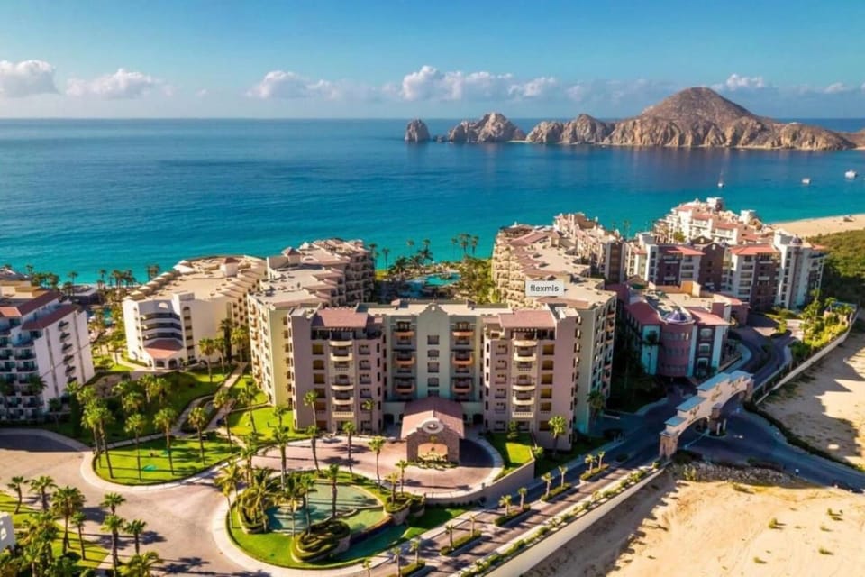 Beachfront, Premium Ocean View, 5 Star, VLE 1604 House in Cabo San Lucas