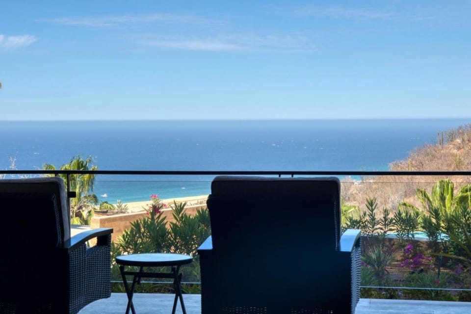 Ocean View Infinity Pool Overlooking Quivira House in Cabo San Lucas
