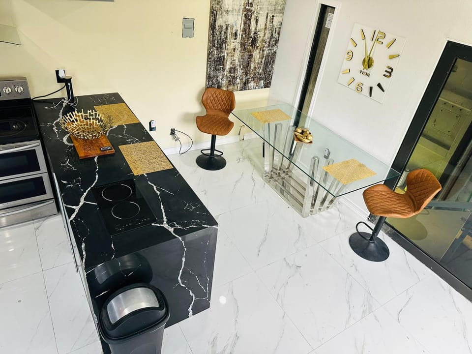 Mansion Ville Villa in Lake Okeechobee