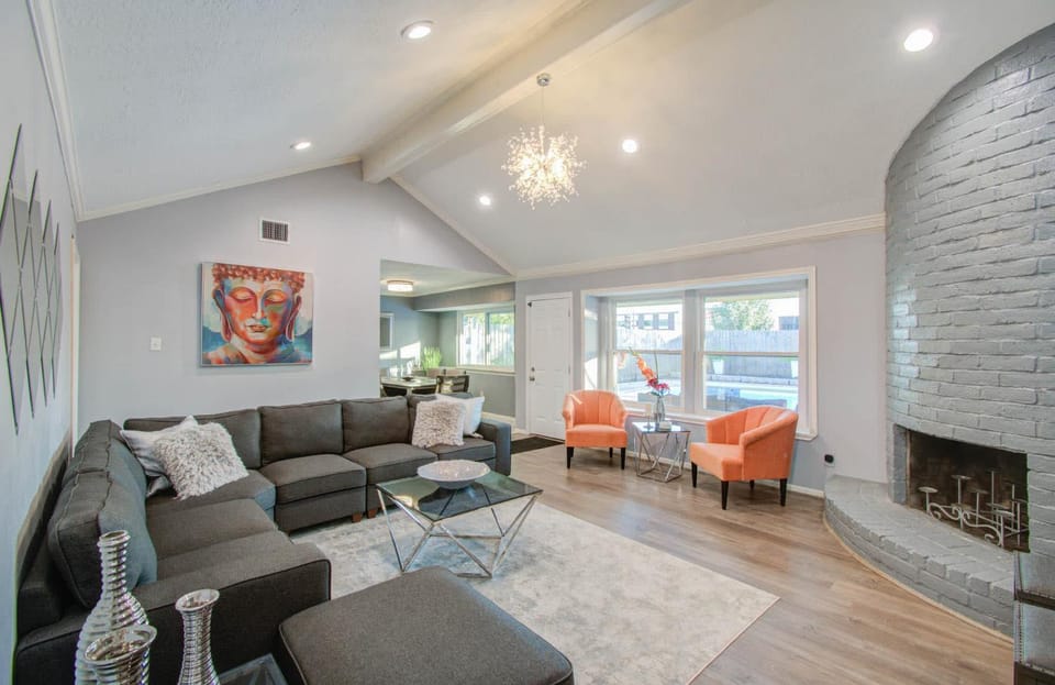 Your Houston Vacation Getaway 3-BD Pool Patio House in Pearland