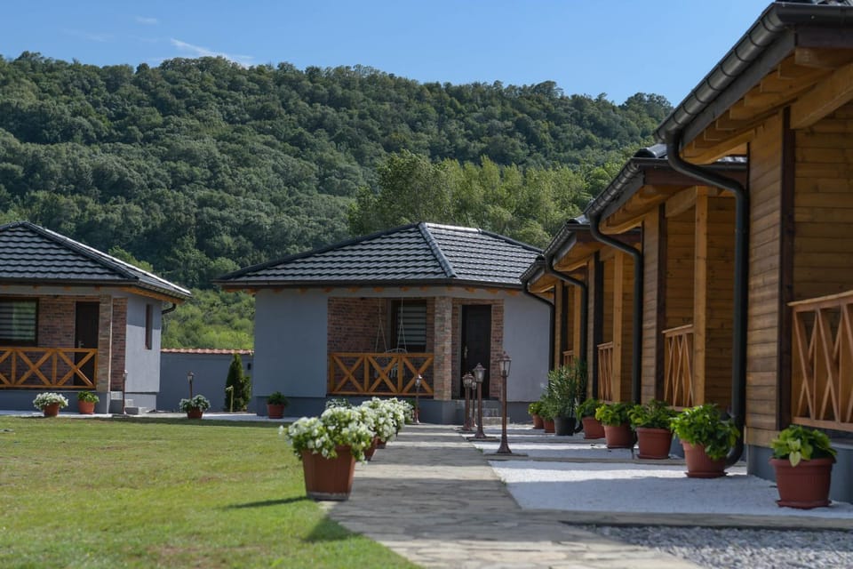 Property building, Spring, Garden