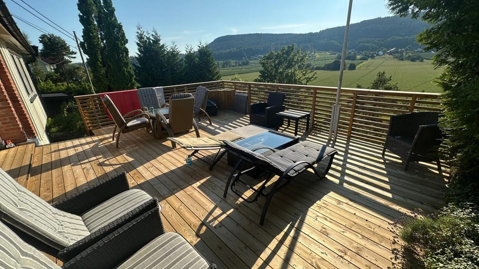 Natural landscape, View (from property/room), Balcony/Terrace, Dining area