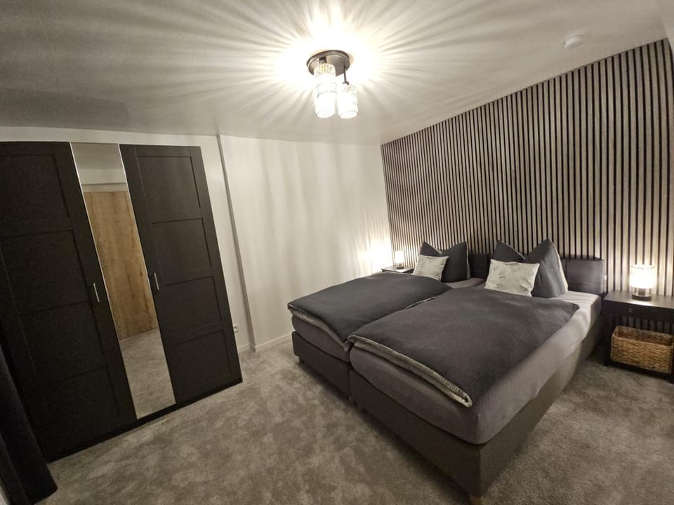 Bed, Bedroom, wardrobe