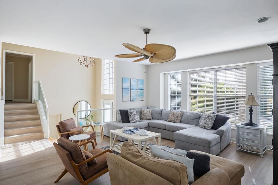 Dockside Retreat Gorgeous Canal Villa with Heated Pool House in Sanibel Island
