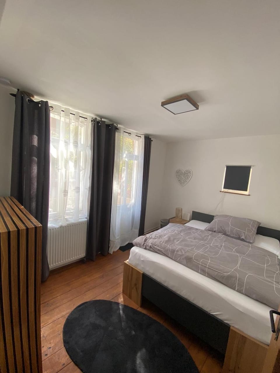 Bed, Balcony/Terrace, Photo of the whole room, Bedroom