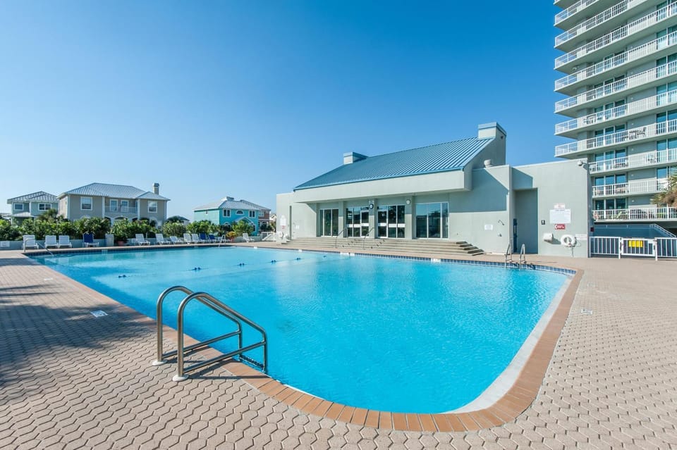 Tristan Towers unit 8C House in Pensacola Beach