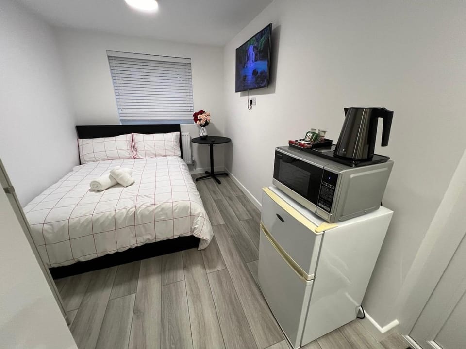 Guest Suite in Milton Keynes Apartment in Aylesbury Vale