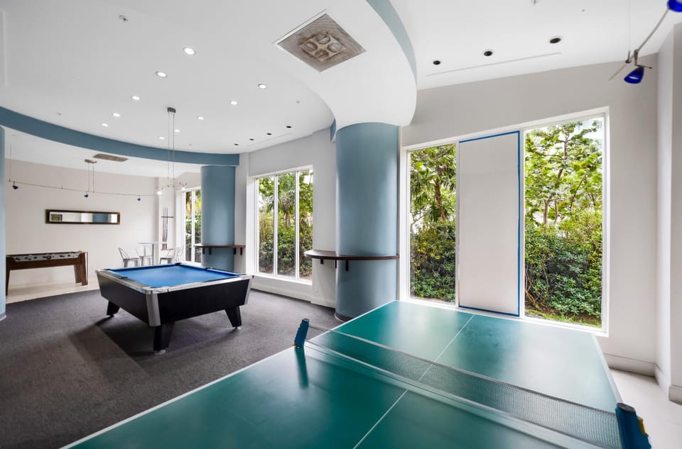 Billiard, Game Room, Table tennis