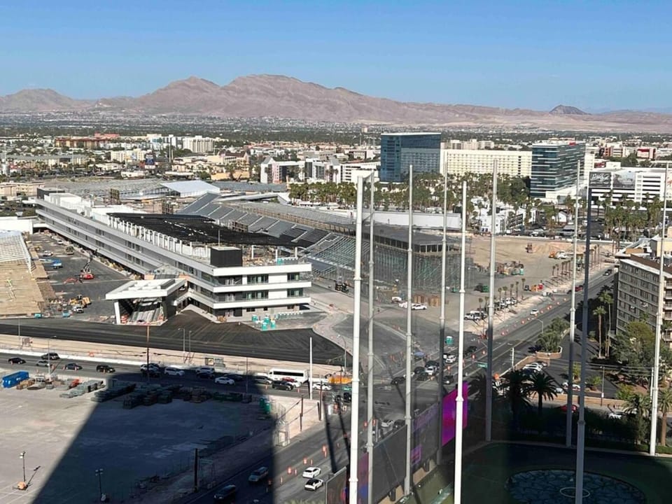 Mgm 1 Bedroom Balcony And Or Studio Luxury Suites House in Las Vegas Strip
