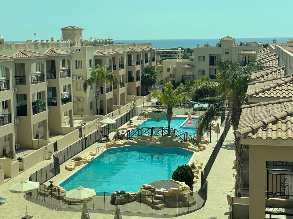 Property building, Pool view, Sea view, Swimming pool