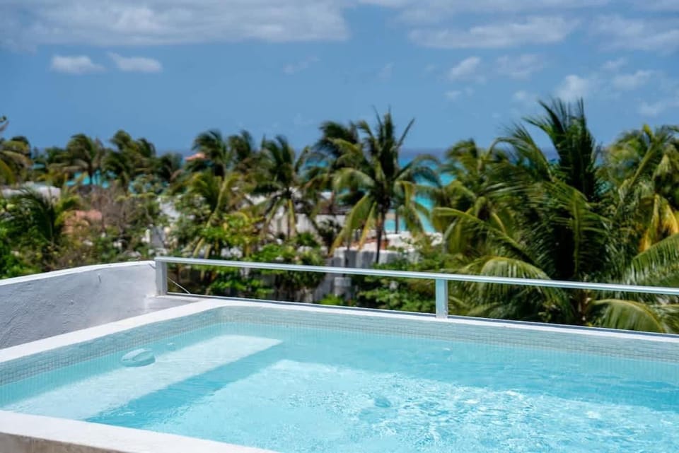 4BR Luxury Beach Villa w/ Premium Amenities House in Playa del Carmen