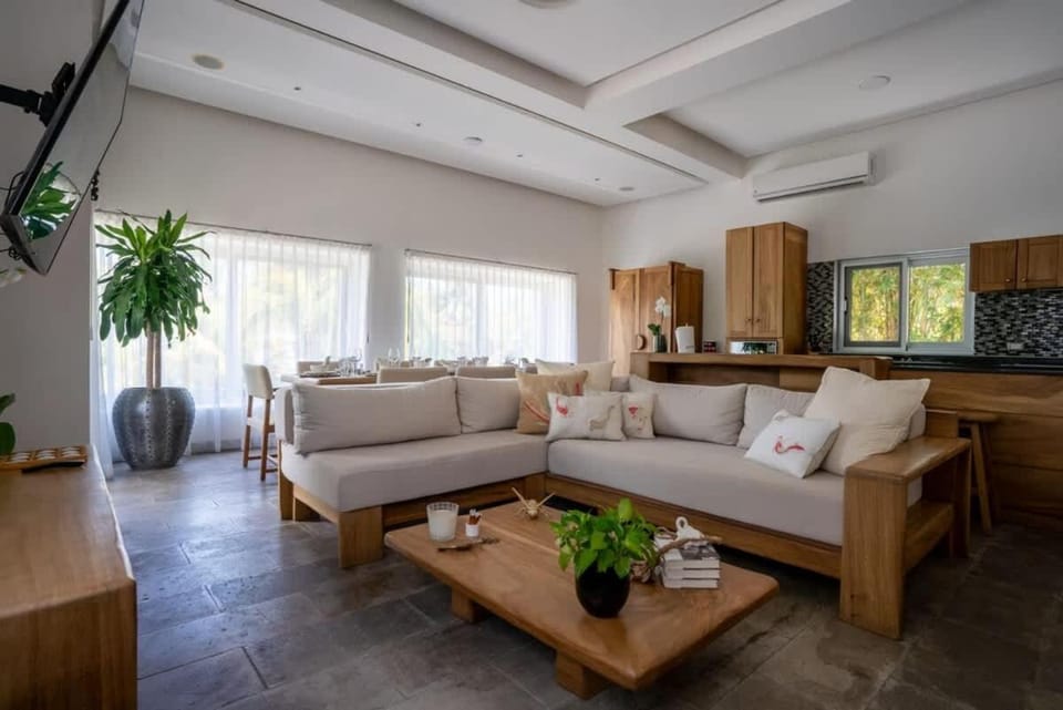 4BR Luxury Beach Villa w/ Premium Amenities House in Playa del Carmen