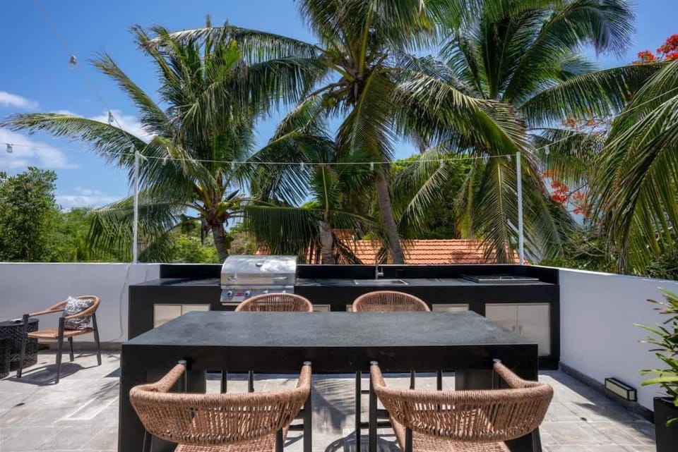 4BR Luxury Beach Villa w/ Premium Amenities House in Playa del Carmen