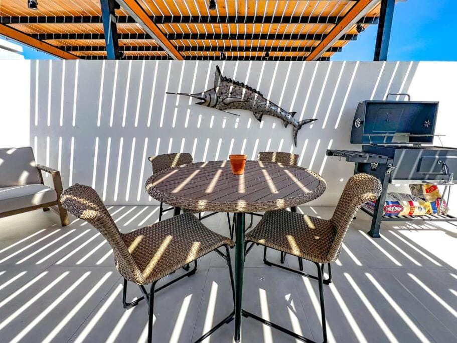 Private rooftop with an ocean-view condominium Apartment in Baja California Sur