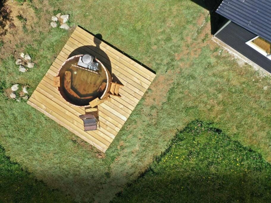 Hot Tub