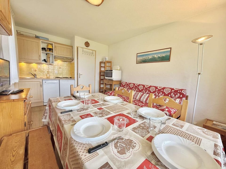 3 pièces avec terrasse et parking à Praz-Sur-Arly - 900m des pistes - FR-1-603-109 Apartment in Megève
