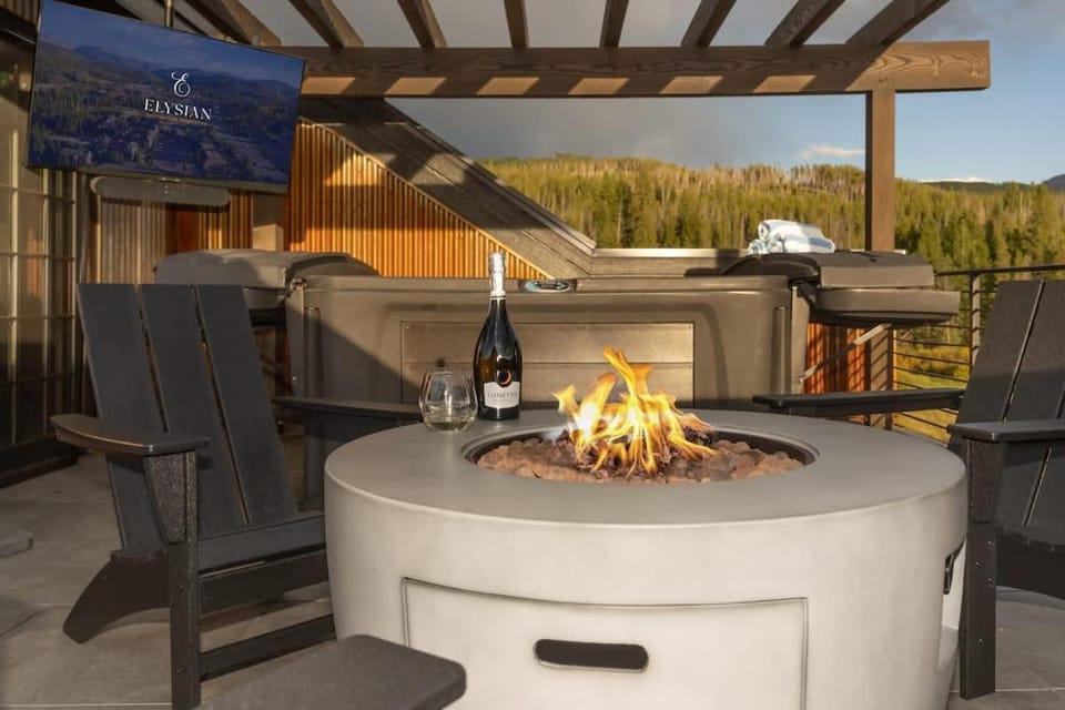 Rocky Mountain Retreat Chalet in Fraser