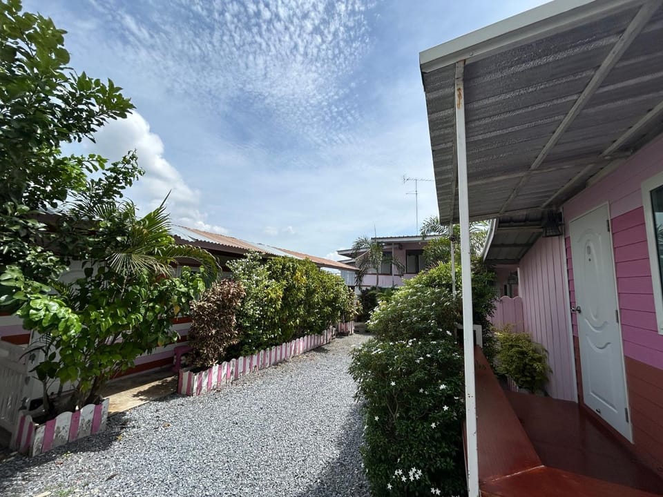 Pink house by Home one love Apartment in Thailand