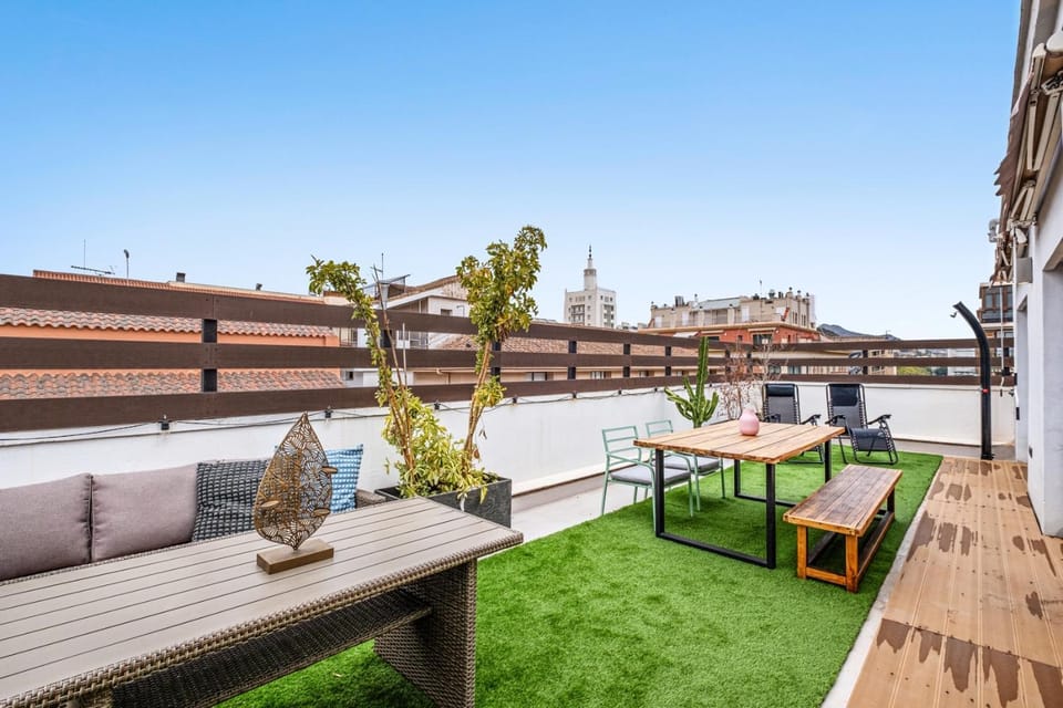 Spring, Day, Balcony/Terrace