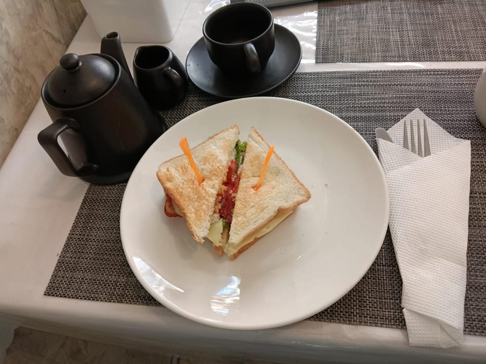 Food and drinks, Food, Breakfast, Continental breakfast