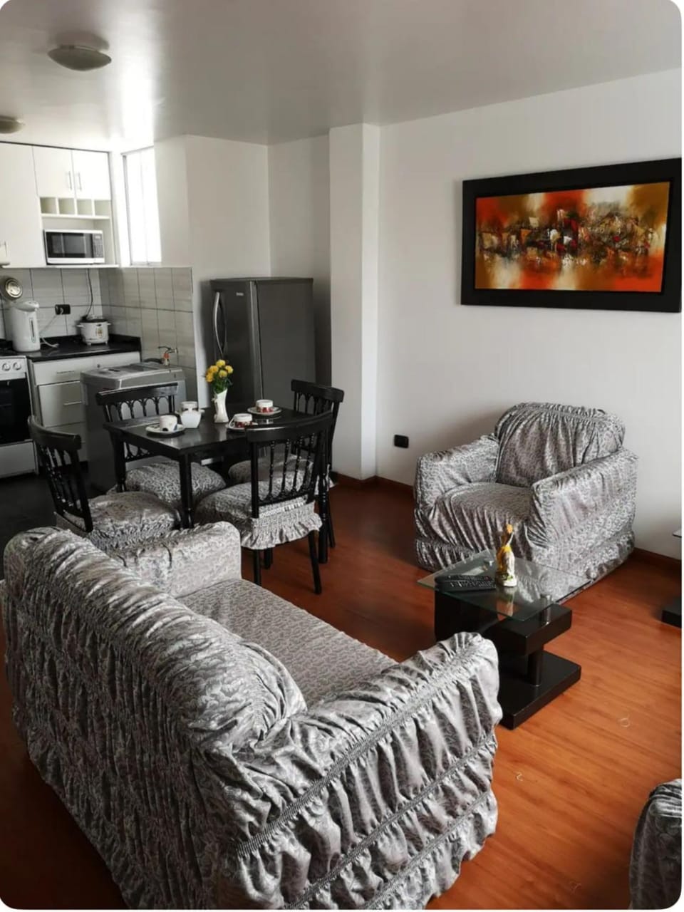 Kitchen or kitchenette, Living room, Dining area