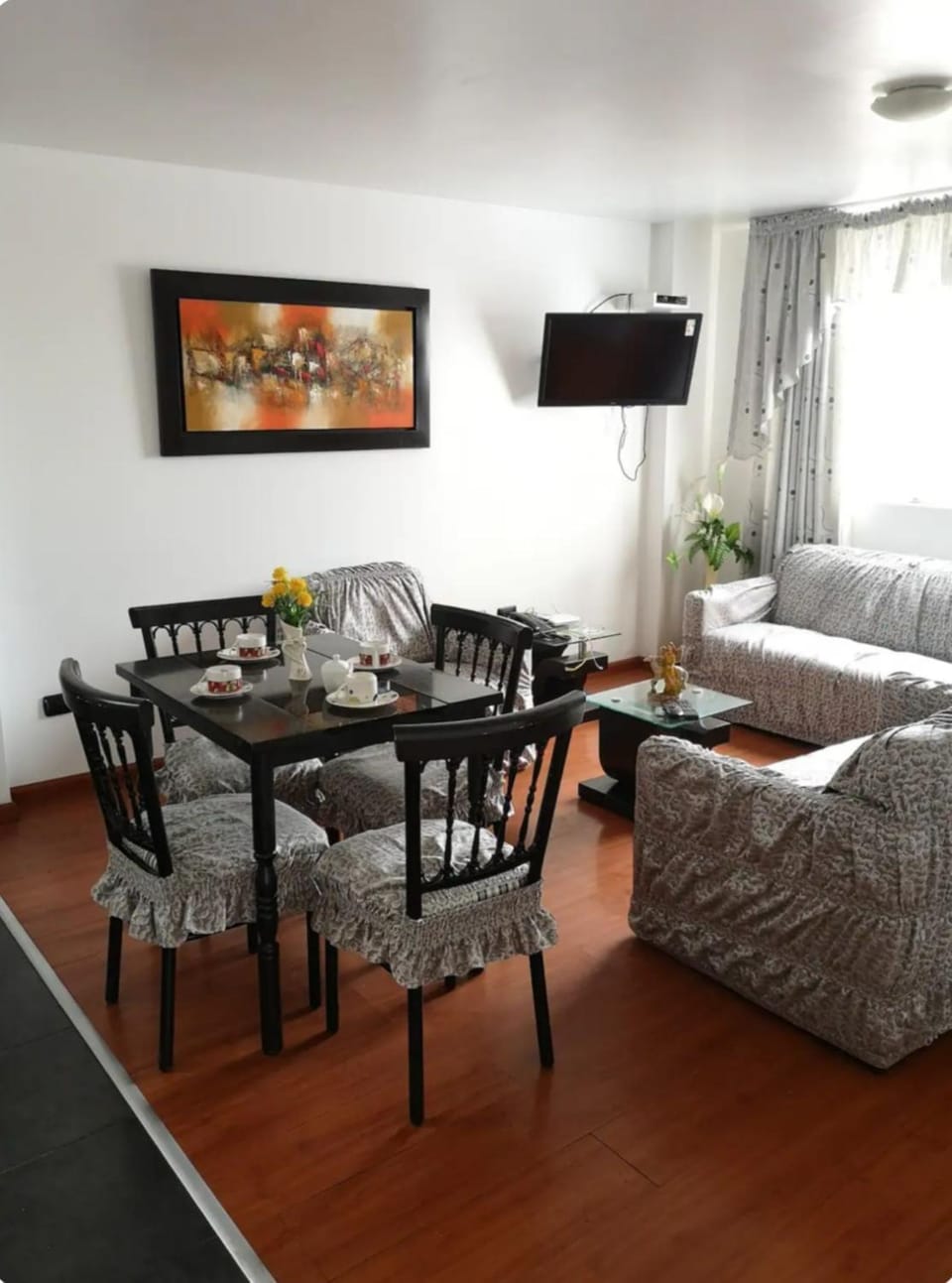 TV and multimedia, Living room, Dining area