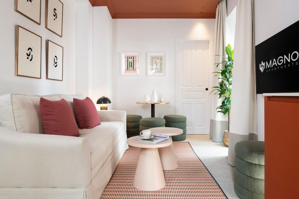 TV and multimedia, Living room, Seating area