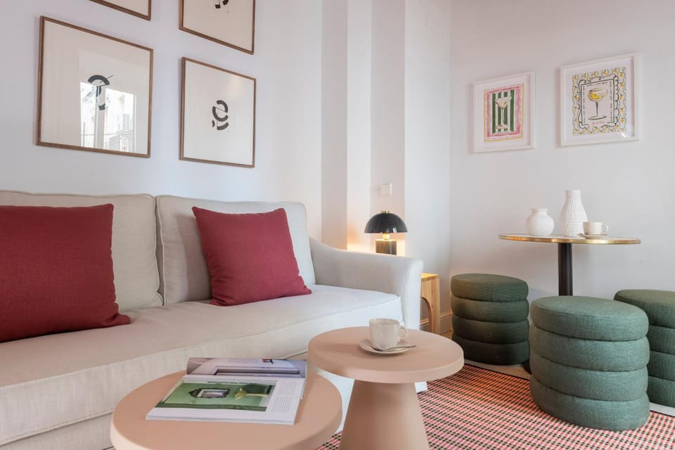 Living room, Seating area