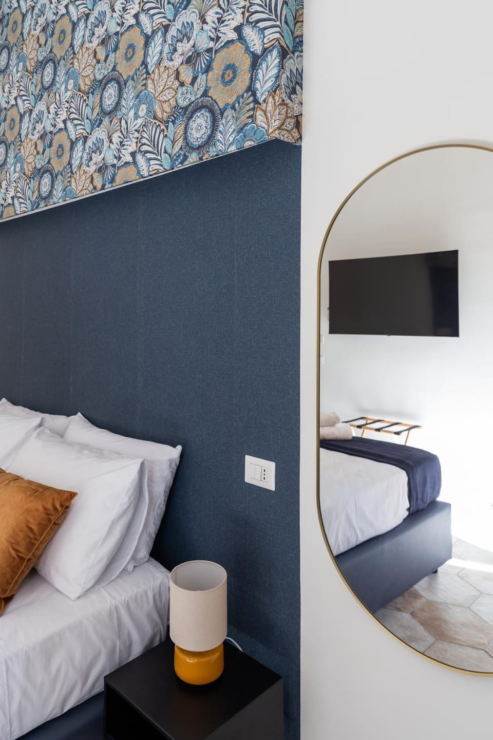 Bed, TV and multimedia