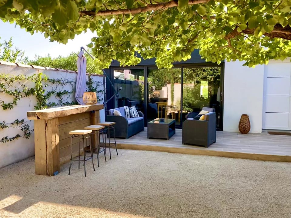 Garden, Balcony/Terrace