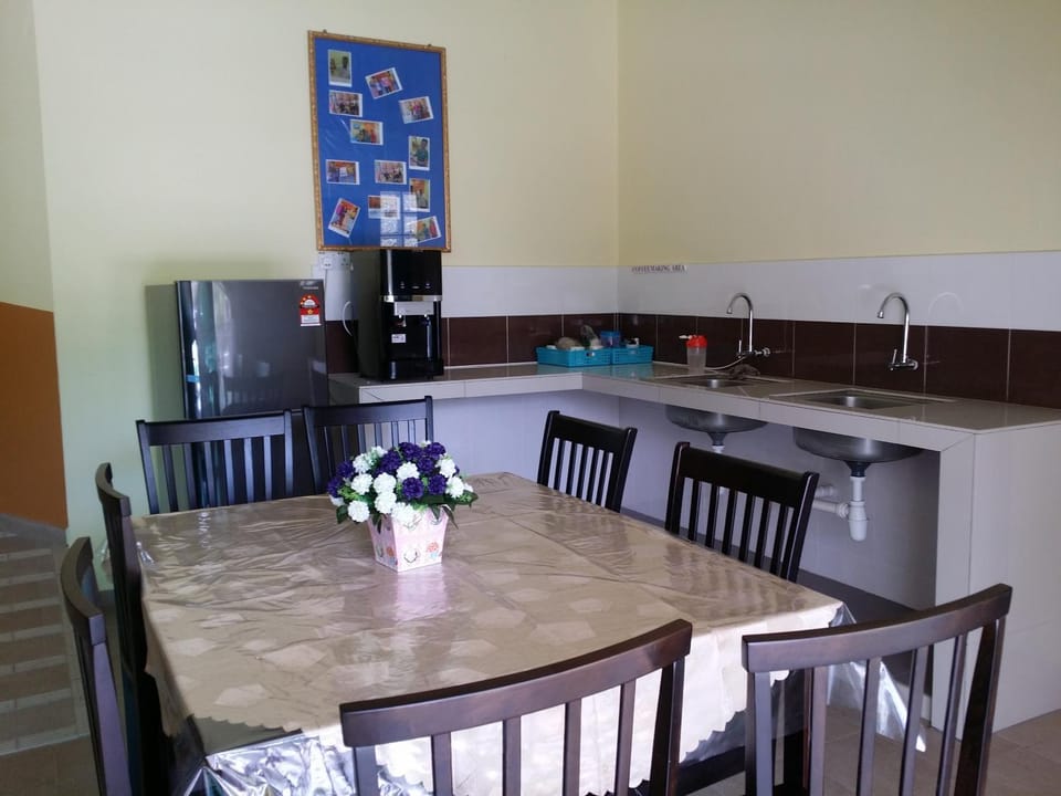 Restaurant/places to eat, Lobby or reception, Seating area, Area and facilities
