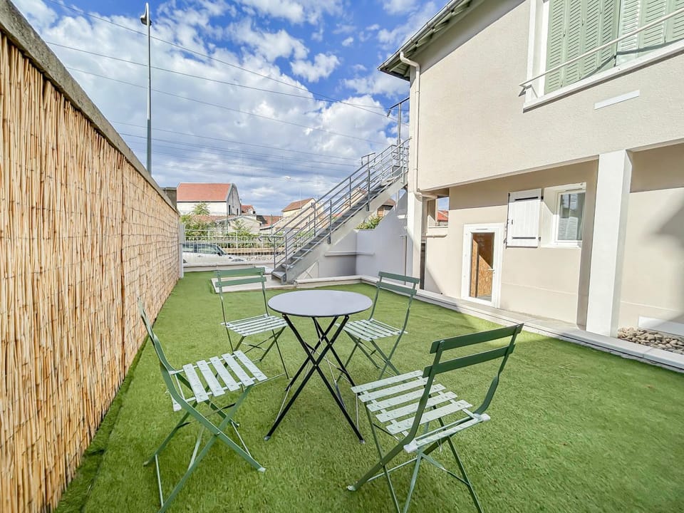 Patio, Balcony/Terrace