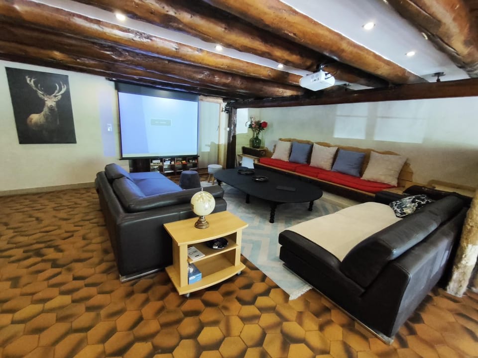 Communal lounge/ TV room, Living room