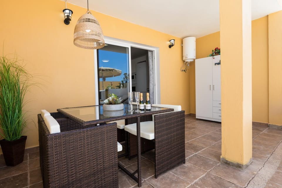 Balcony/Terrace, Living room