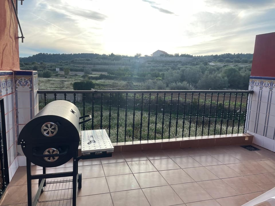 BBQ facilities, View (from property/room), Balcony/Terrace