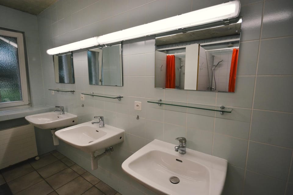 Alaïa Hostel Hostel in Sion