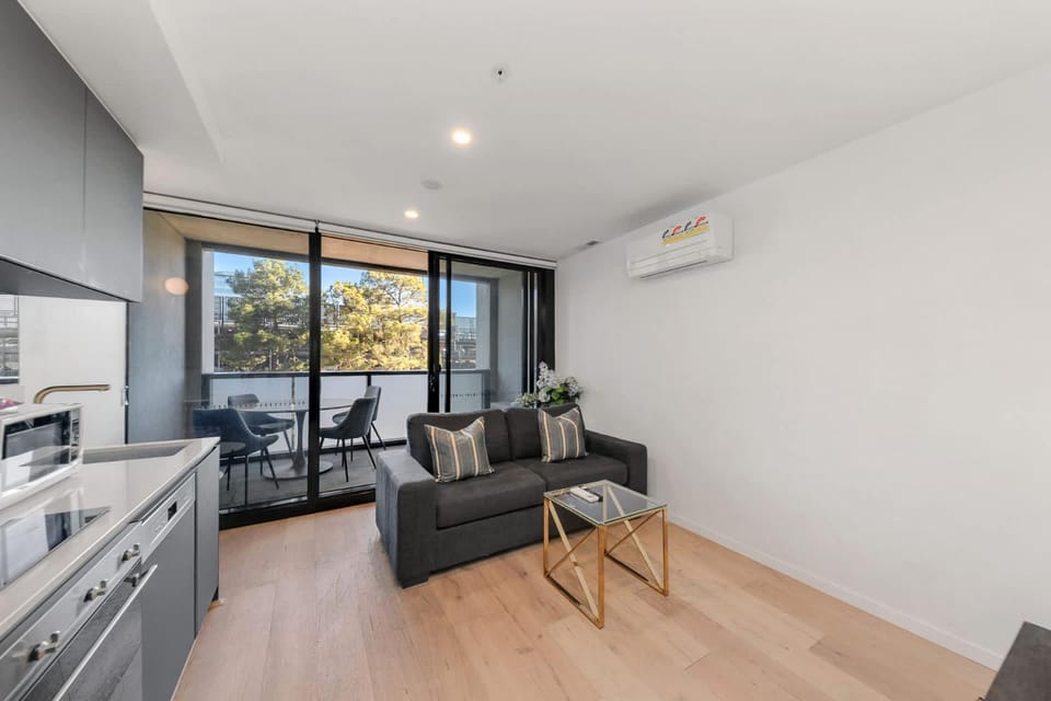 Central CBD - parking - sleeps 4 Apartment in Canberra
