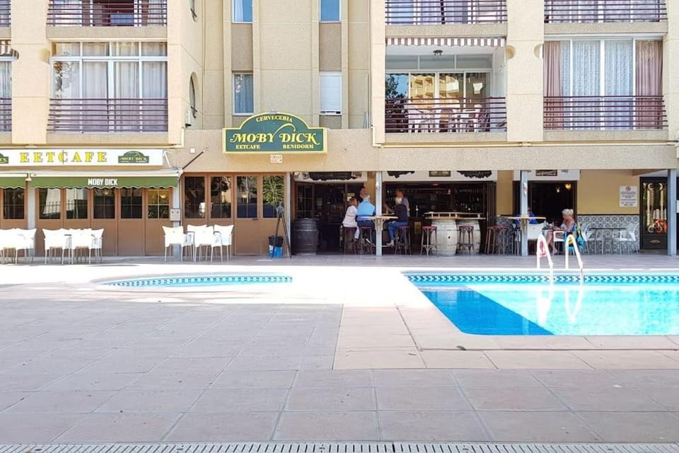Property building, Swimming pool