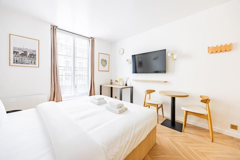 153 Suite luxueuse-Etienne Marcel-Châtelet-Paris 3 Apartment in Paris