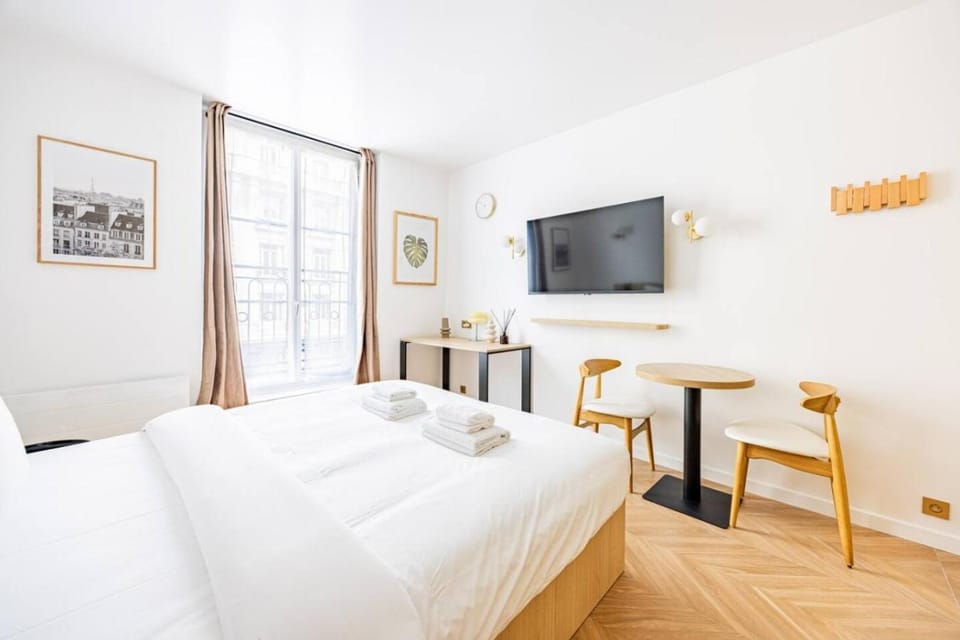 153 Suite luxueuse-Etienne Marcel-Châtelet-Paris 3 Apartment in Paris