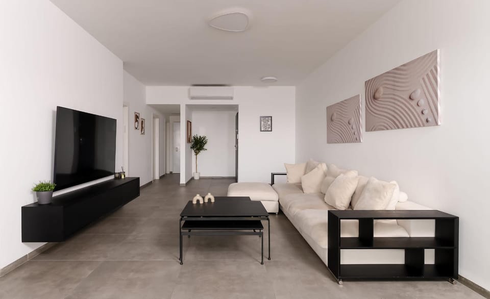 Stunning and spacious in Kiryat Ata Apartment in Haifa District