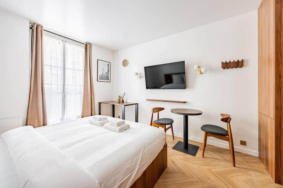 152 Suite luxueuse-Etienne Marcel-Châtelet-Paris 3 Apartment in Paris