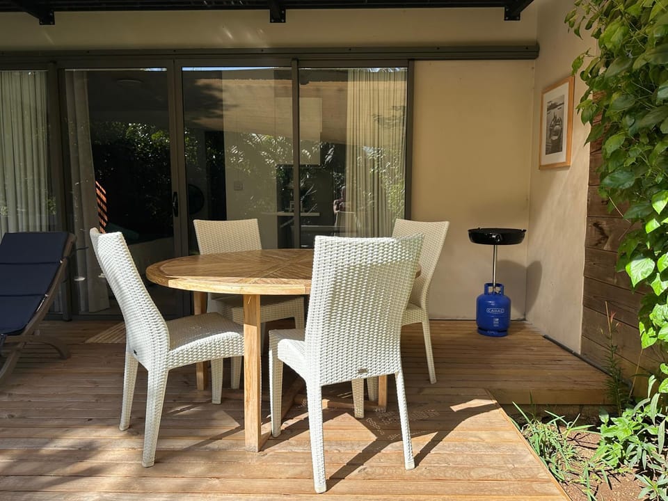 Cosy Studio 71 Apartment in Rivière Noire District, Mauritius