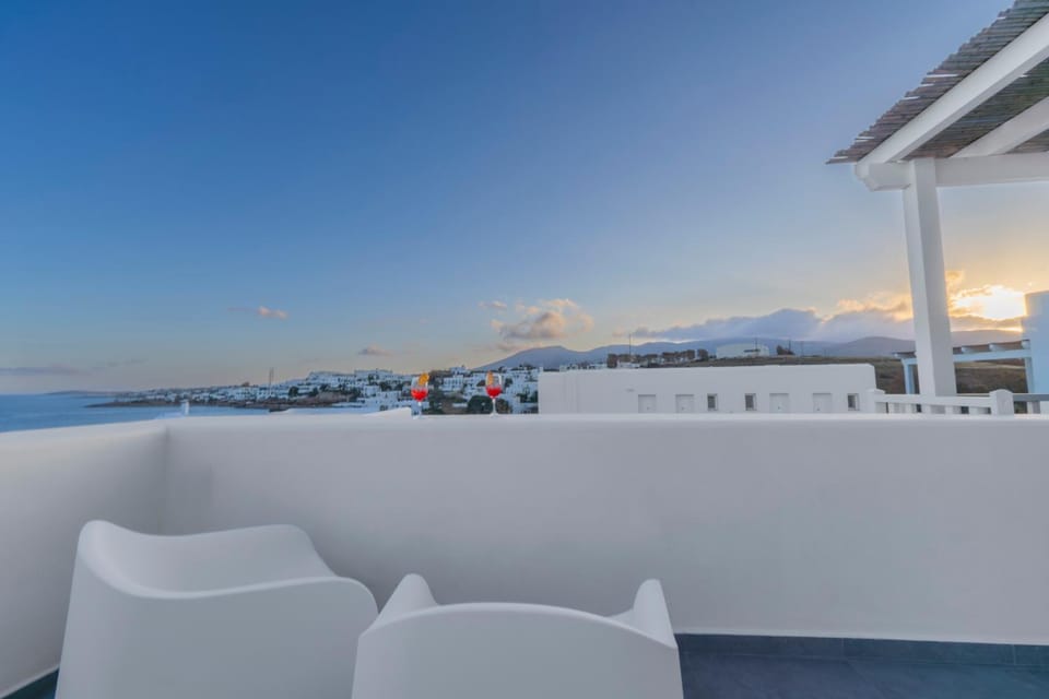 Tzitziki Villa in Paros, Greece