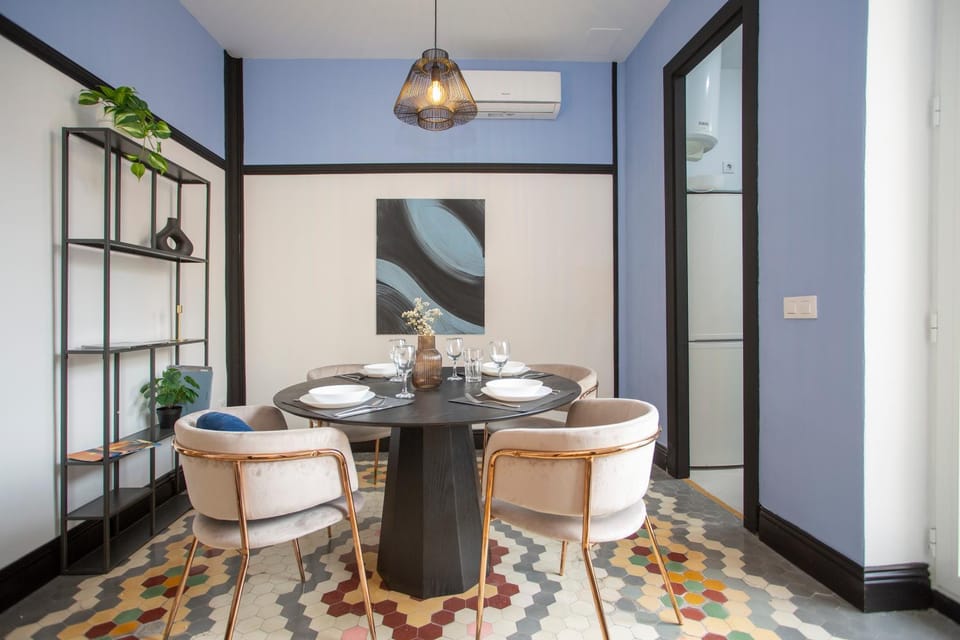 Living room, Dining area