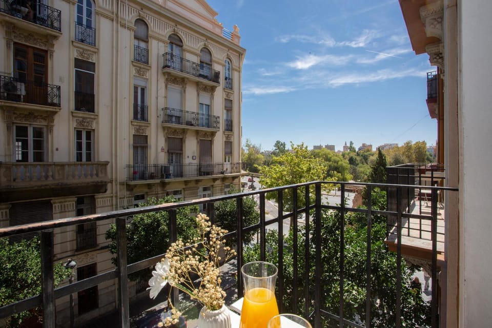Property building, View (from property/room), Balcony/Terrace