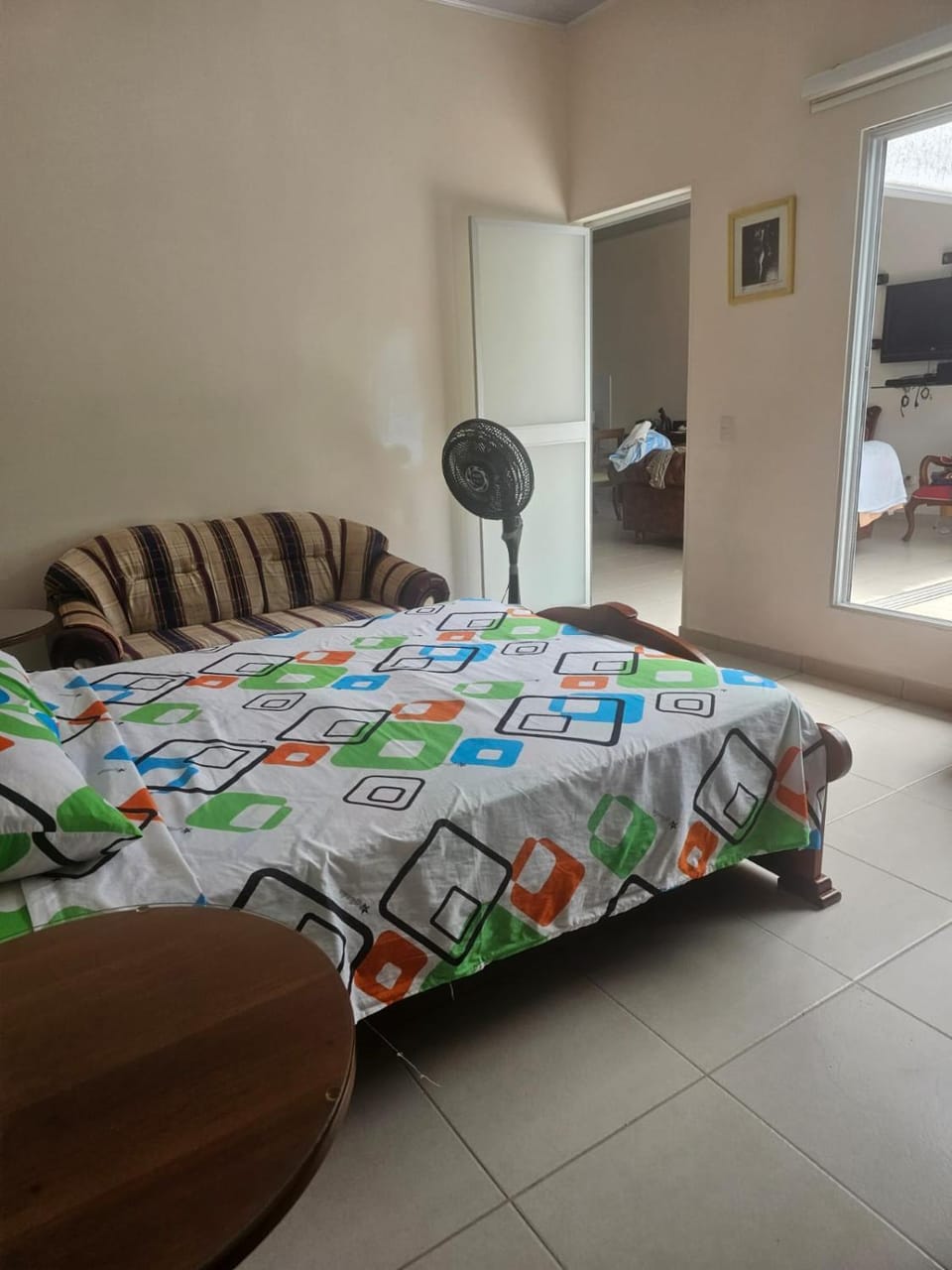 Bed, Living room, Photo of the whole room