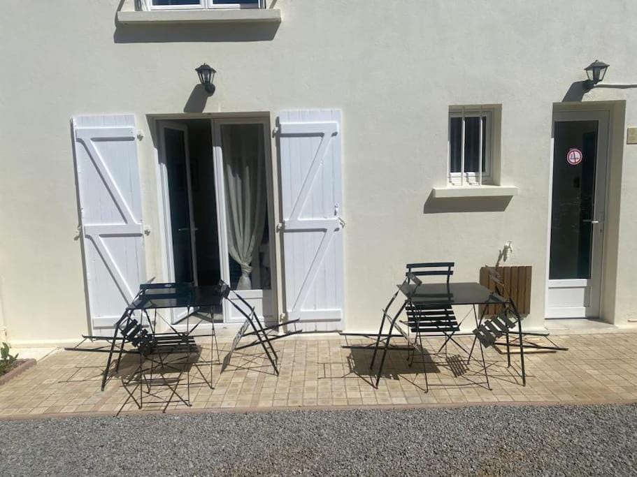 View (from property/room), Balcony/Terrace, Dining area