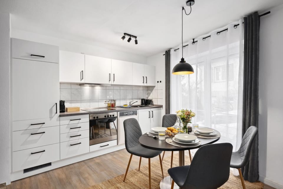 View (from property/room), Kitchen or kitchenette, Living room, Seating area, Dining area, dishwasher, stove, kitchen