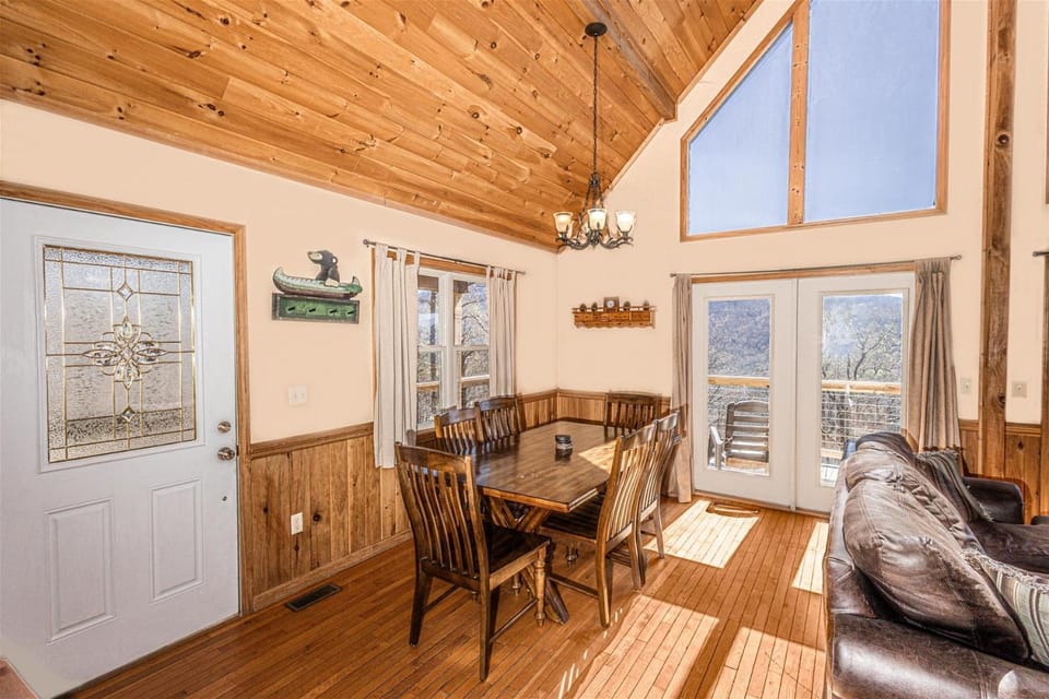 Just Like Bearadise House in Swain County